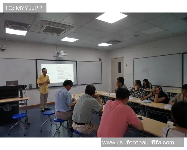 高效足球训练课的组织与实施策略探讨与实践分享